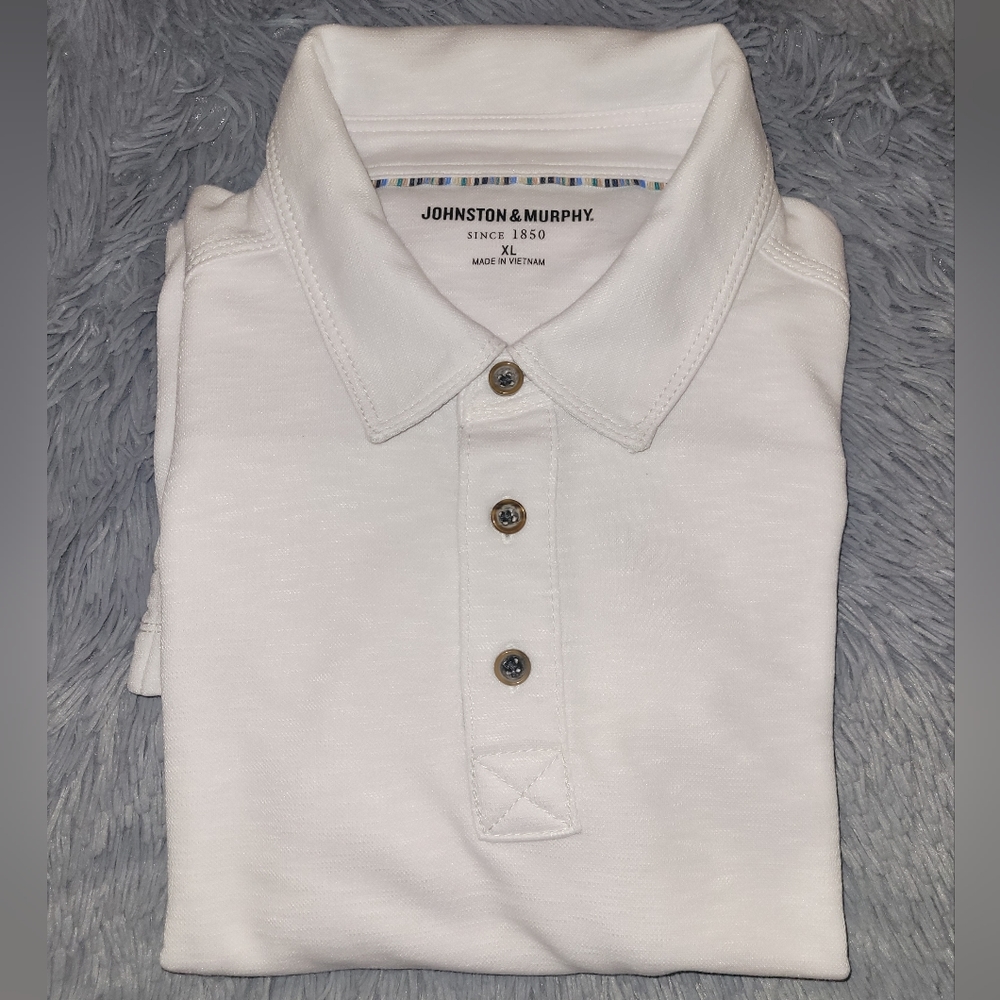 Johnston & Murphy White Collar Short Sleeve shirt. EUC